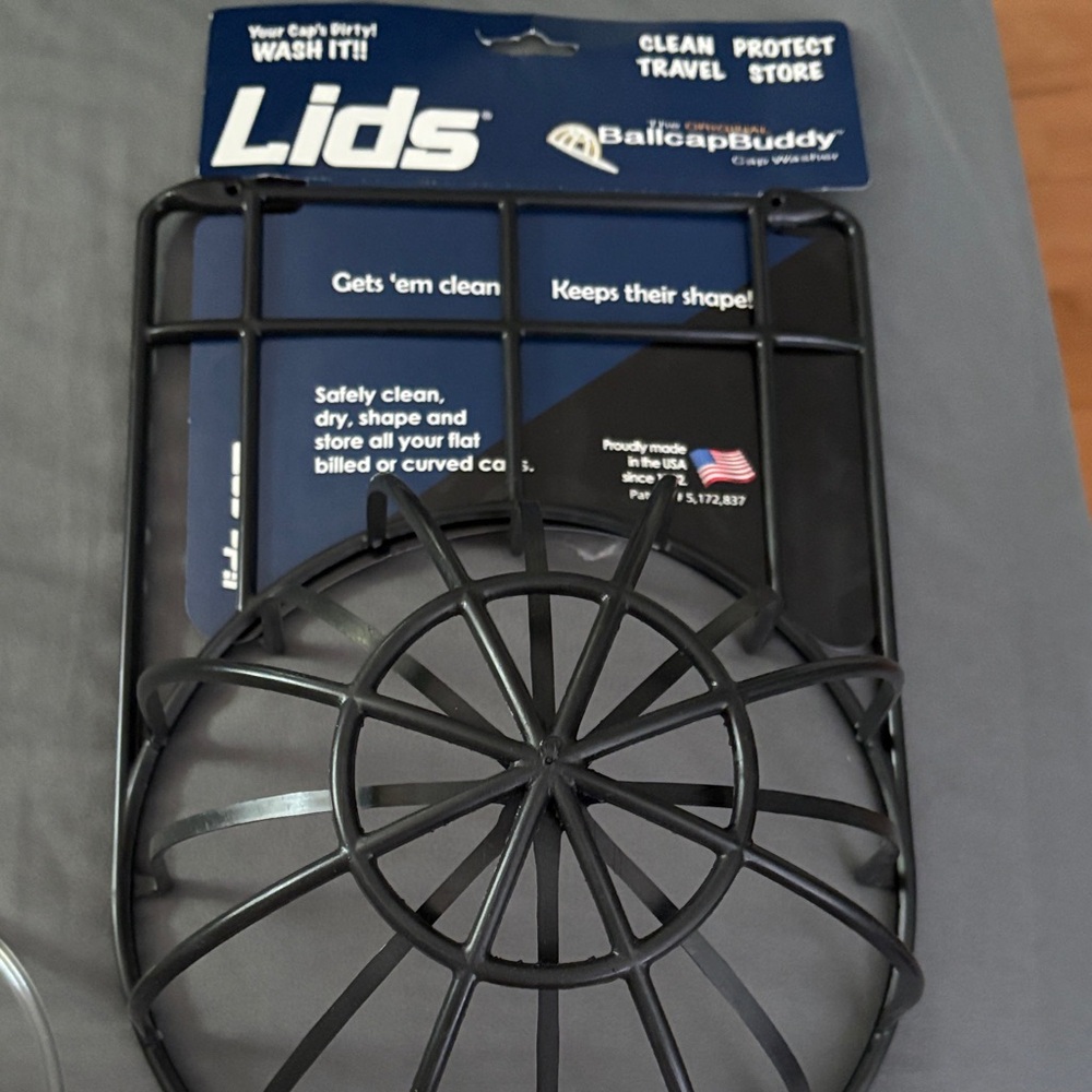 Lids Black Cap/Hat Washer by BallcapBuddy